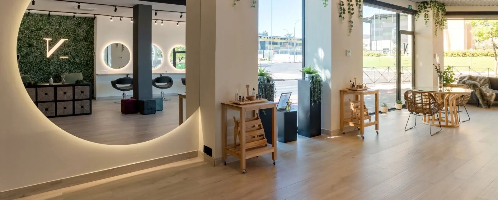 Interior del salón Noelia Brown en Alcobendas
